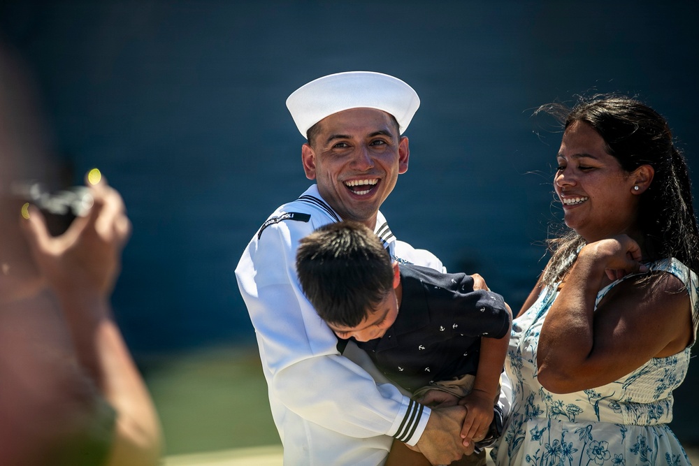 USS Tripoli (LHA 7) Returns to Sasebo, Japan