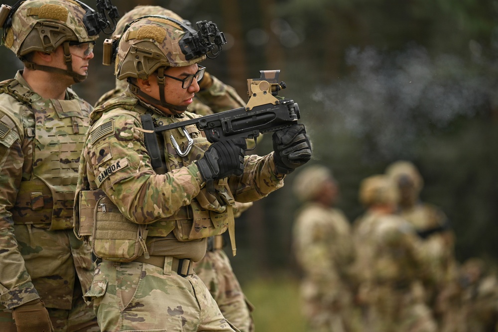 Ghost Troop 2/2CR fire M320 grenade launchers