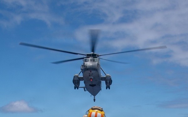 USS Essex conducts CASEVAC with Peruvians during RIMPAC 2026