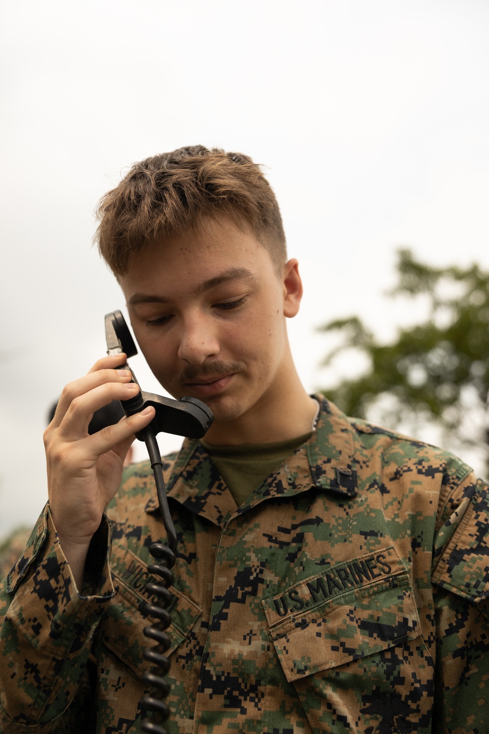 U.S. Marines Conduct High Frequency Radio Shot Between Philippines and Australia