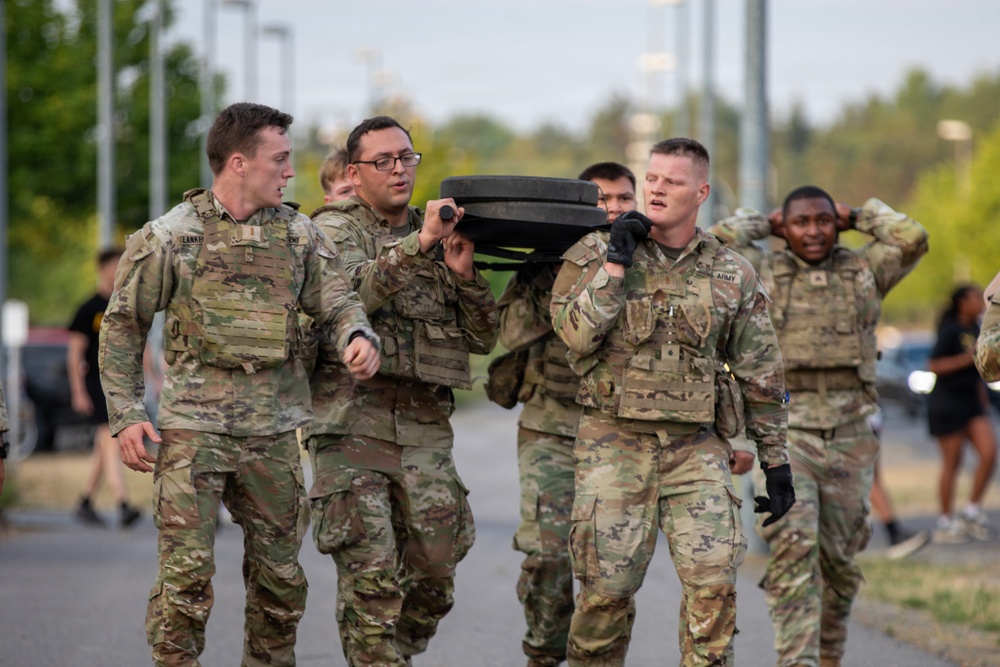 41st FAB Soldiers complete the NATO winter instructor course’s first team event