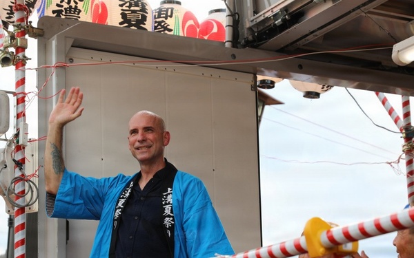 Carrying on tradition together: USAG Japan leadership joins local festival