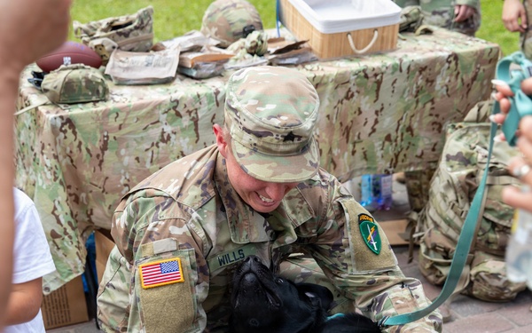 U.S. Army Soldiers participate in Võru Children’s Festival