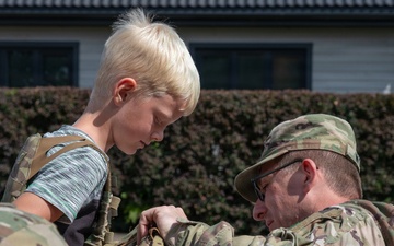 U.S. Army Soldiers participate in Võru Children’s Festival