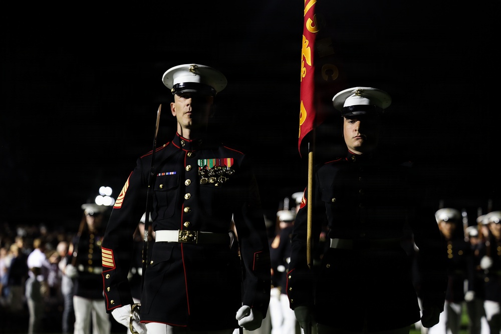 SMMC Ruiz Hosts Enlisted Evening Parade at Marine Barracks Washington
