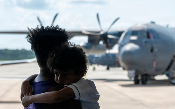 Operation DEMO gives military children hands-on look at deployment homecomings.