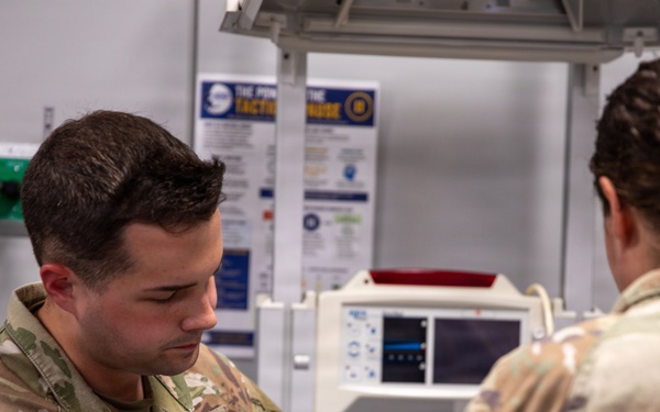 Mass Guard Flight Medics Train with Boston MedFlight