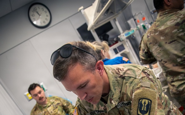 Mass Guard Flight Medics Train with Boston MedFlight
