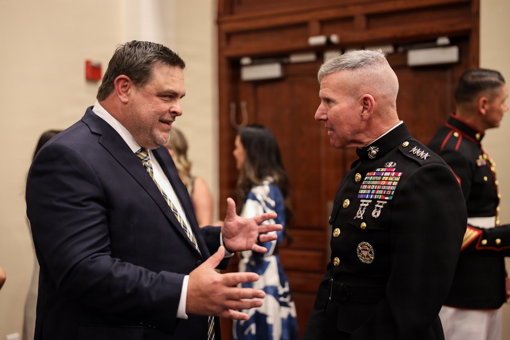 SMMC Ruiz Hosts Enlisted Evening Parade at Marine Barracks Washington