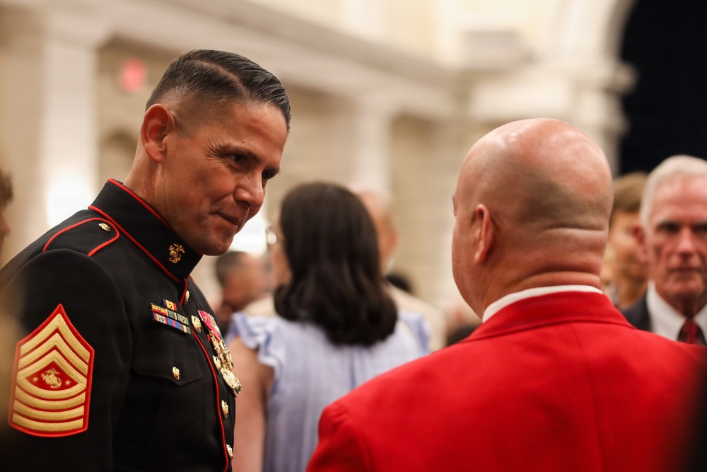 SMMC Ruiz Hosts Enlisted Evening Parade at Marine Barracks Washington