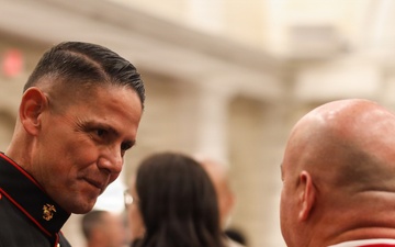 SMMC Ruiz Hosts Enlisted Evening Parade at Marine Barracks Washington