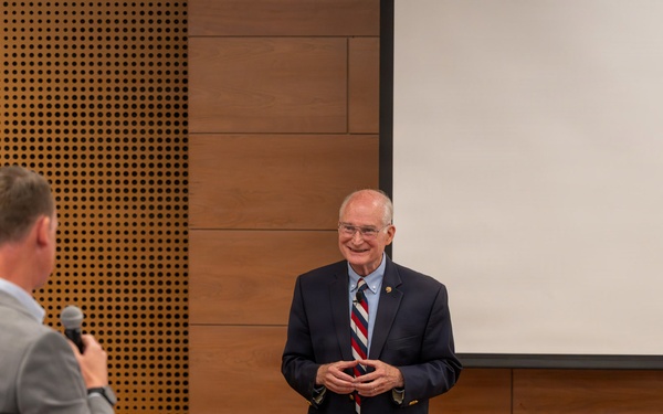 International Fellows explore AI, science, and policy in Pittsburgh