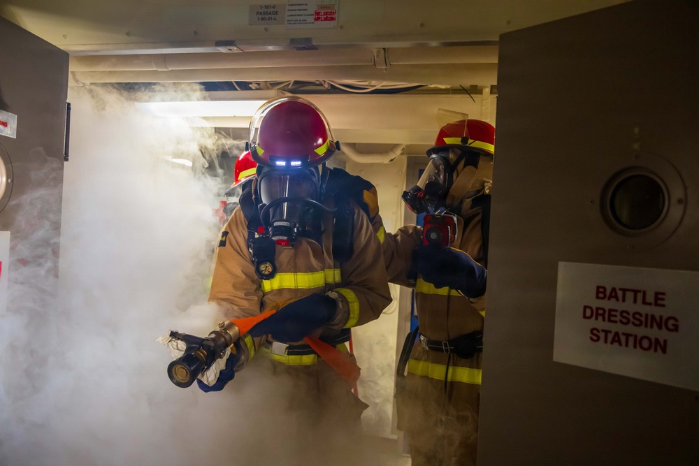 USS Arlington (LPD 24) conducts General Quarters (GQ) drills