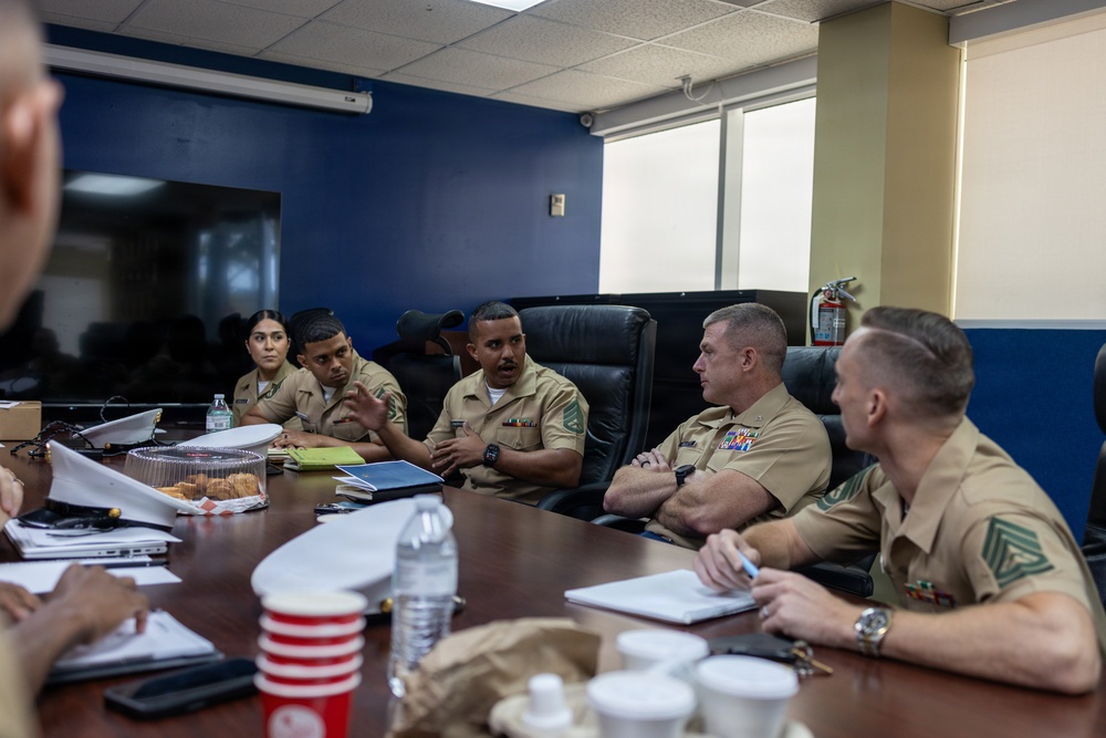 District Commanding Officer visits Recruiting Station Fort Lauderdale