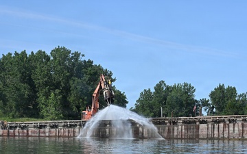 Extending the Life of Confined Disposal Facility 4