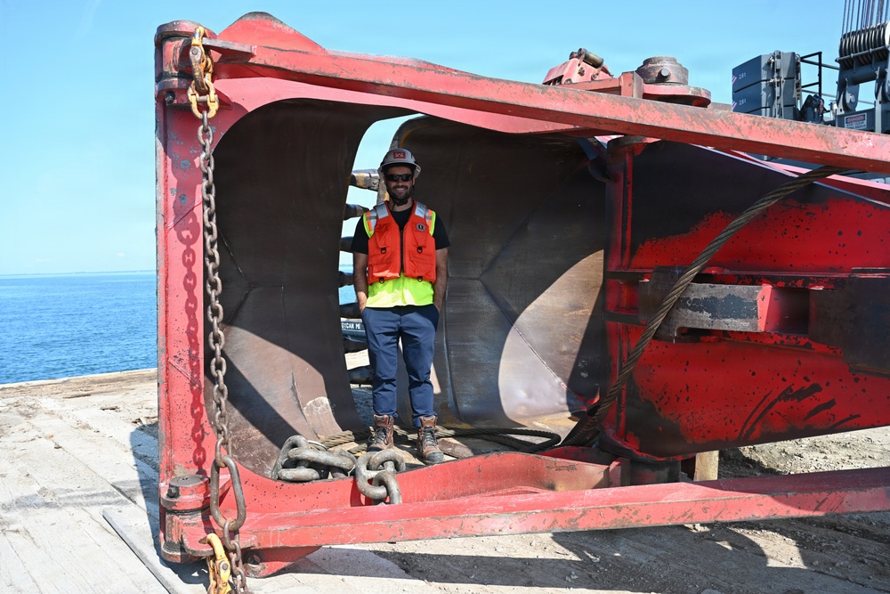 Extending the Life of Confined Disposal Facility 4