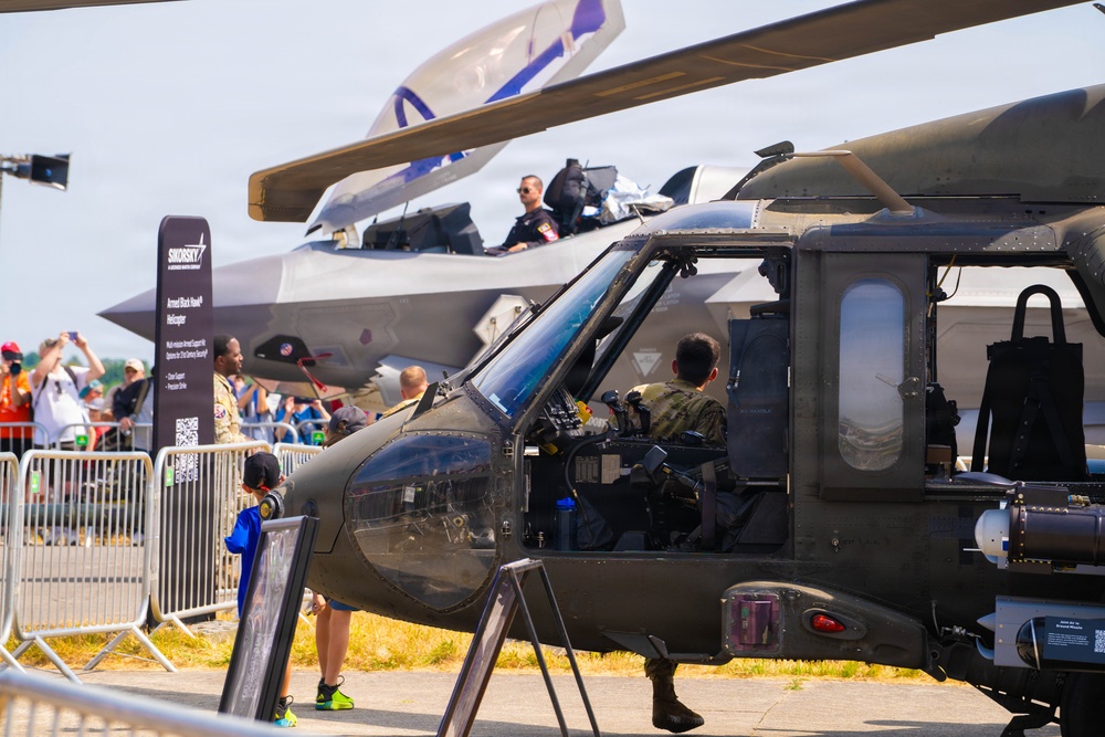 The 12th CAB Attends Farnborough International Airshow 2026