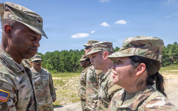 New Jersey National Guard Soldiers honored for aiding accident victims