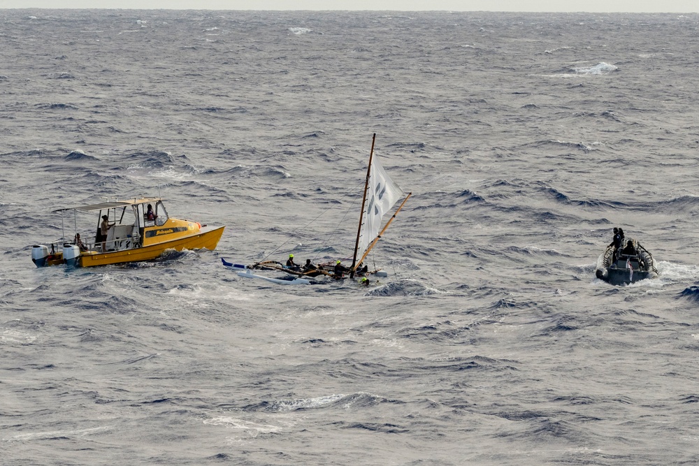 Royal New Zealand Navy ship rescues sailor during RIMPAC 2026