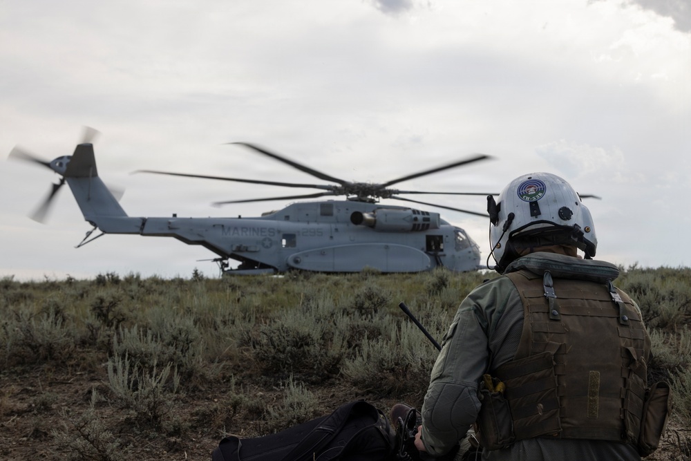HMH-461 executes TRAP simulation in Montana