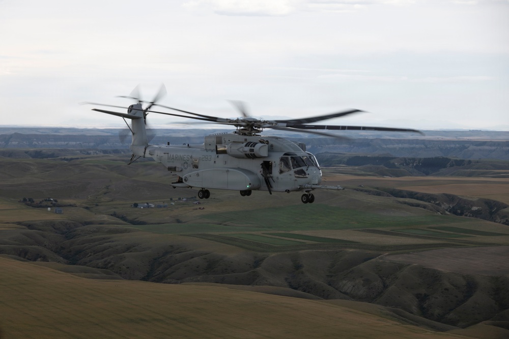 HMH-461 executes TRAP simulation in Montana