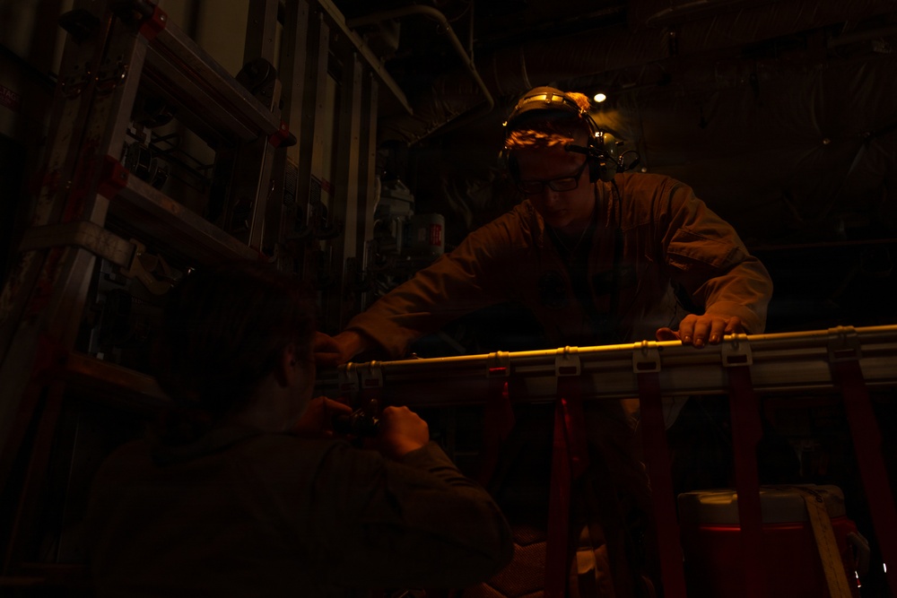 VMGR-252 conducts pararescue training with 57th RQS