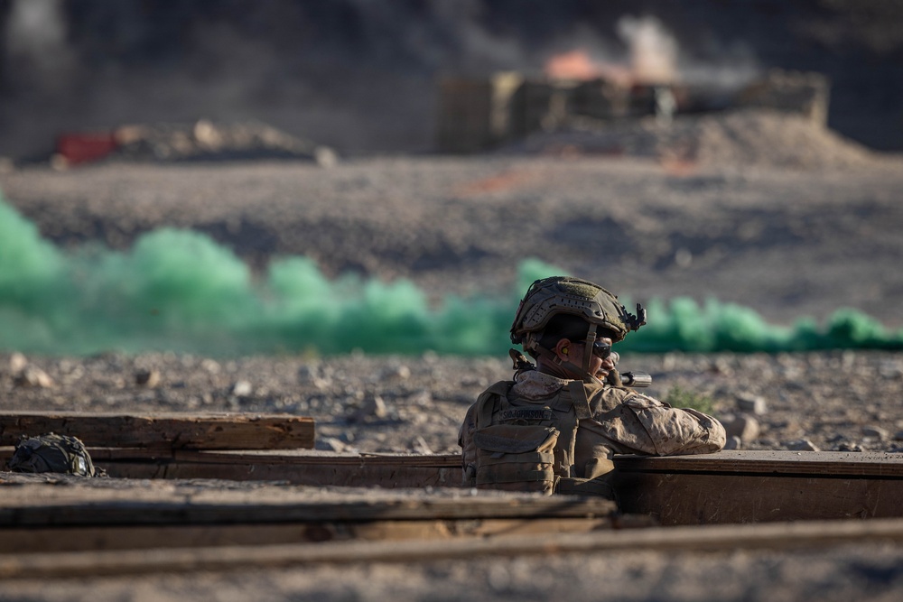 SLTE 4-26: 2nd Battalion, 2nd Marine Regiment Conduct Live-Fire Squad Attacks