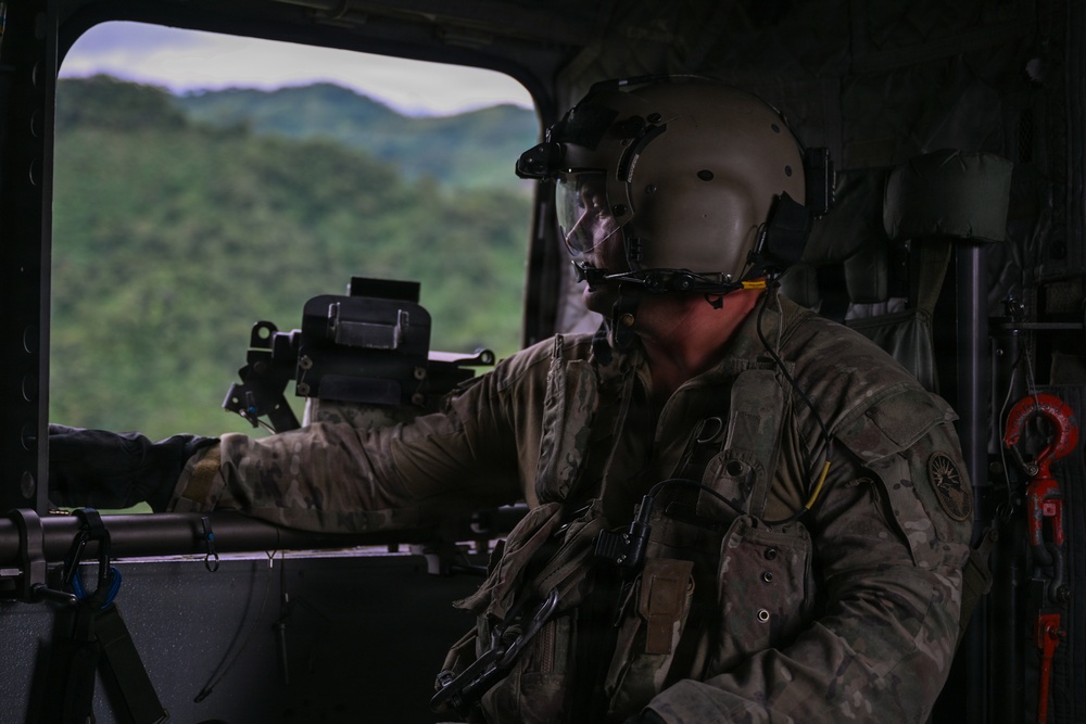 Joint Task Force-Bravo collaborates with Servicio Nacional Aeronaval to deliver bridge materials