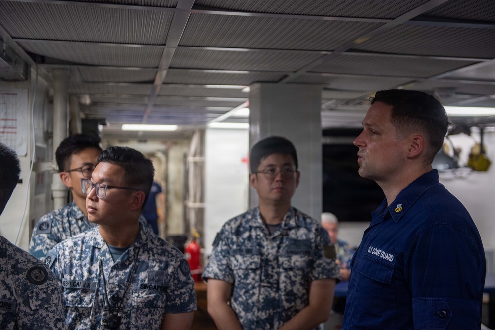 USCGC Midgett (WMSL 757) hosts Republic of Singapore Navy