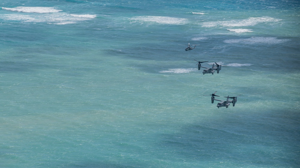 U.S. Marines, Peruvian Naval Infantry marines conduct air insert