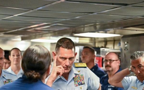 USCGC Midgett (WMSL 757) hosts Vice Admiral Jospeh Buzzella