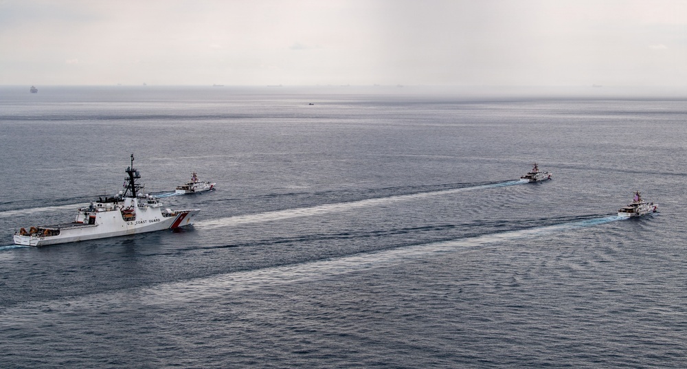 USCGC Midgett (WMSL 757) conducts PHOTOEX with Coast Guard Fast Response Cutters