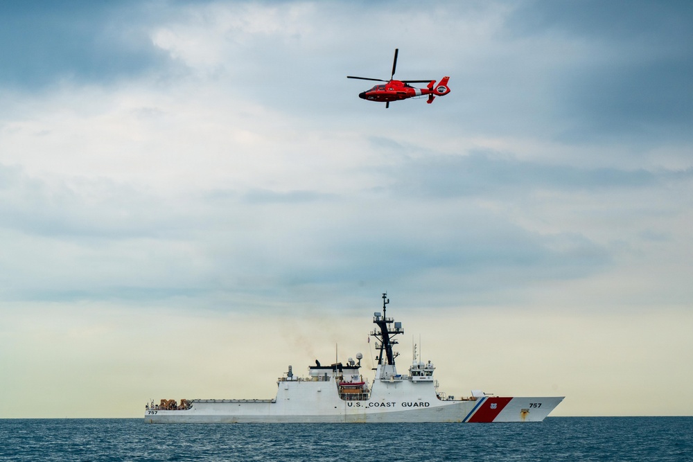 USCGC Midgett (WMSL 757) conducts PHOTOEX with Coast Guard Fast Response Cutters