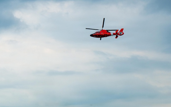 USCGC Midgett (WMSL 757) conducts PHOTOEX with Coast Guard Fast Response Cutters