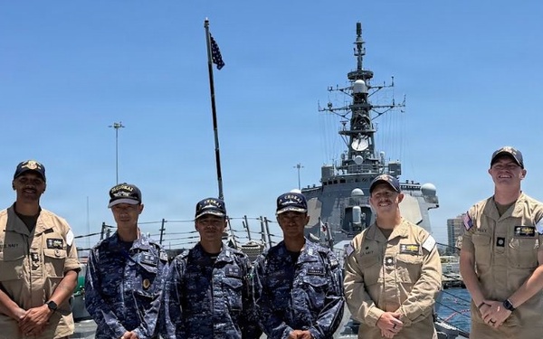 USS Chafee Triad welcomes JS Chōkai leadership aboard