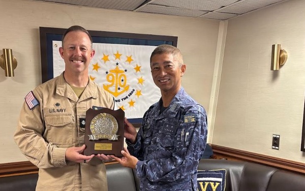 JS Chōkai Commanding Officer Presents USS Chafee Commanding Officer with Ceremonial Plaque