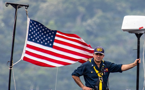 USS Scranton (SSN 756) pulls into CFAY