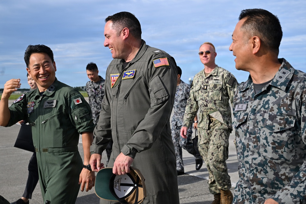 Japan Air Self-Defense Force Maj. Gen. Eiji Kitagawa and Maj. Gen. Teru Tomikawa visit Naval Air Facility Misawa