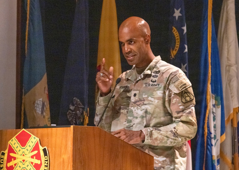 Picatinny Arsenal welcomes new garrison commander during change of command ceremony
