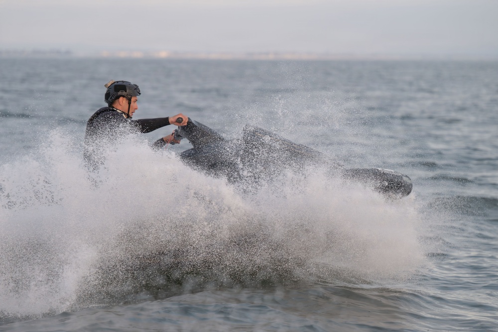 U.S. Coast Guard Personal Watercraft Operators train in San Diego