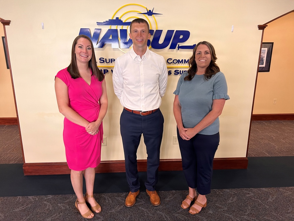 NAVSUP Personnel Pose for Photo at Naval Supply Systems Command Headquarters