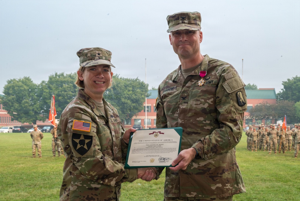 21st Theater Signal Brigade holds change of command ceremony