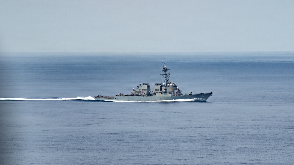 George Washington Carrier Strike Group Conducts Routine Operations While Underway in the South China Sea