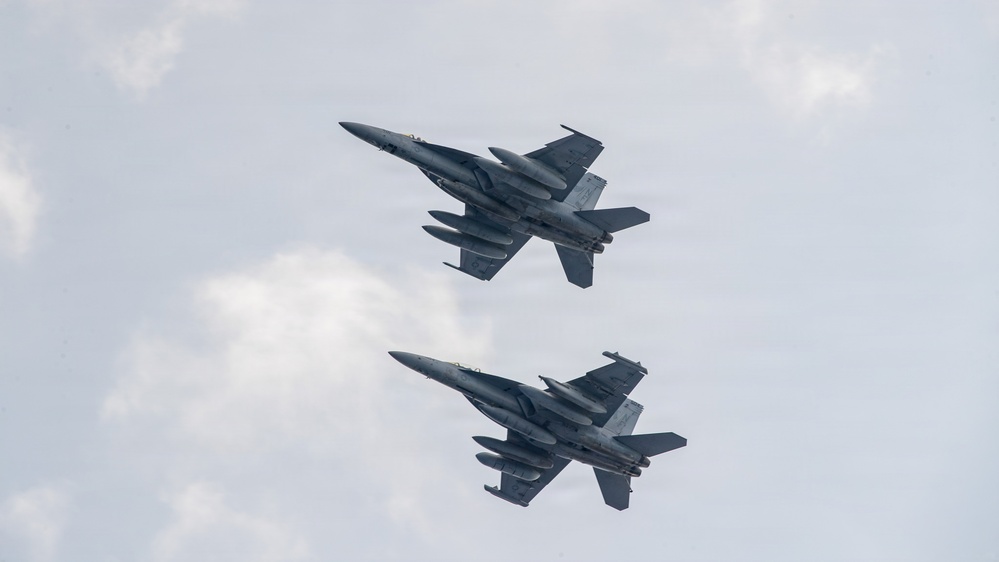 George Washington Conducts Flight Operations