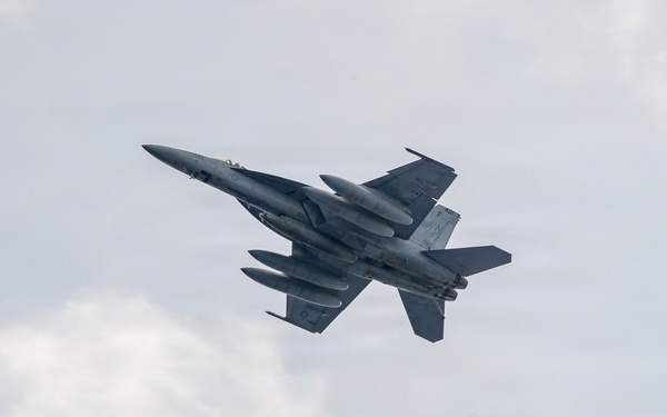 George Washington Conducts Flight Operations