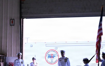 Coast Guard National Strike Force receives new commanding officer