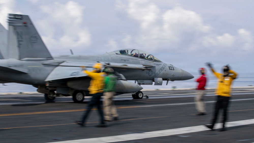 George Washington Conducts Flight Operations