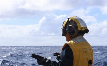 USS Carl M. Levin conducts flight quarters during RIMPAC 26