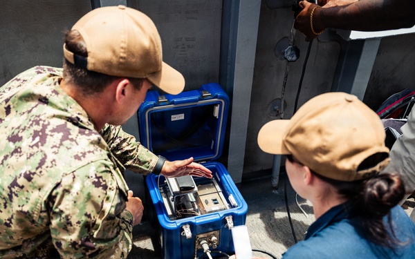 Iridium tracking unit installs during RIMPAC 2026