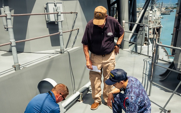 Iridium tracking unit installs during RIMPAC 2026